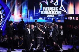 Combien ont-ils eu de récompenses au NRJ music awards 2013 ?