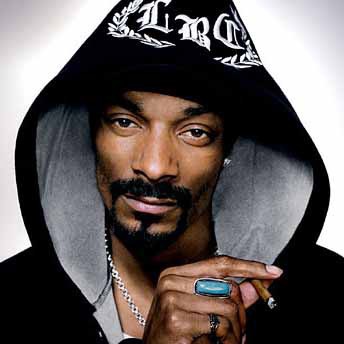 Snoop Dogg abban az évben született mint 2Pac?