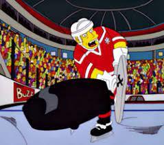 Jakému hokejistovi radí Lisa ať to brankářovi šupne mezi betony?