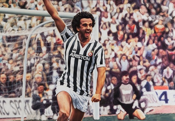 En 5 saisons à la Juventus, combien de fois Michel a-t-il terminé meilleur buteur du Championnat Italien ?