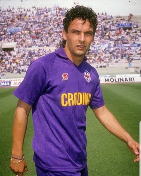 En 1990 avec la Fiorentina, de quelle compétition est-il un finaliste malheureux ?