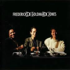 Dans le groupe "Frededericks Goldman Jones", qui est mort ?