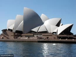 Dans quel pays peut-on trouver l'opéra de Sydney ?
