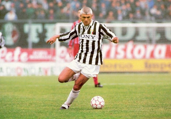Pour quel club quitte-t-il la Juventus en 1996 ?