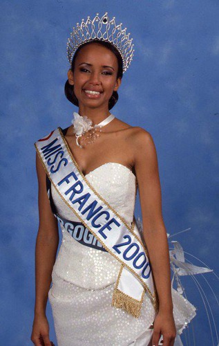 Comment s'appelle Miss France 2000 ?