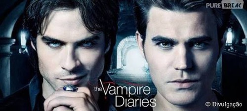 Em que ano Stefan e Damon se transforma em vampiros