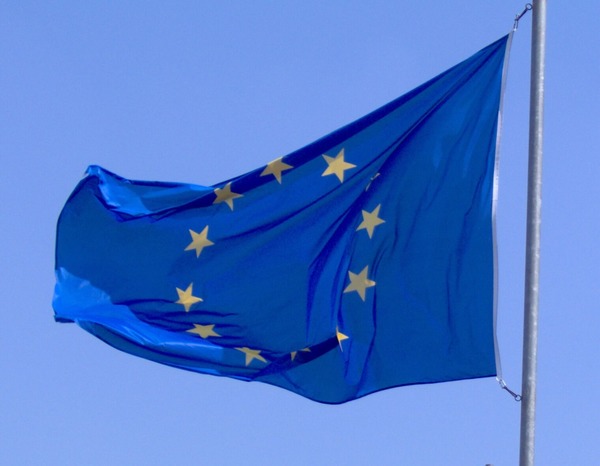 Quel traité institue la création de la Communauté Economique Européenne ?