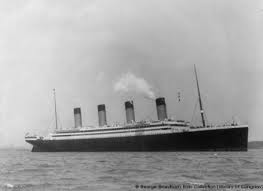 En quelle année a été localisé l’épave du Titanic qui a coulé en 1912 après avoir percuté un iceberg ?