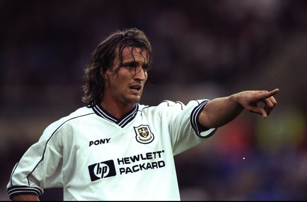 En 1997 quand il rejoint le Spurs, quel club David Ginola vient-il de quitter ?