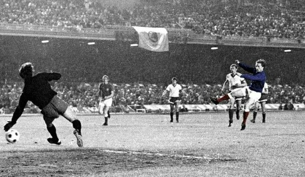 En 1972, les Rangers battent le Dynamo Moscou en finale de :