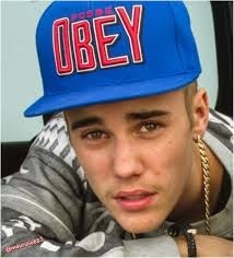 Quel âge Justin Bieber va-t-il avoir le 1 mars 2014 ?