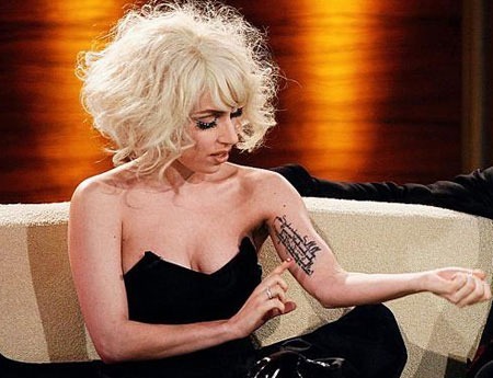 Combien de tatouages a Lady Gaga à ce jour ?