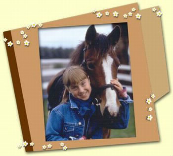 Qui est cette personne avec son cheval ?