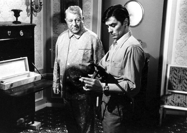 Danc ce film d'Henri Verneuil, il tourne aux côtés de son idole Jean Gabin. Il s'agit de ?