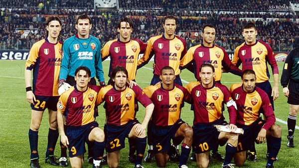 L'AS Roma est surnommée "La Louve", ce qui ce traduit en italien par...