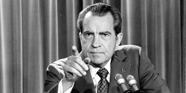 En 1974, Richard Nixon démissionne de la présidence américaine après l'affaire du ...