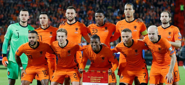Lors du Mondial 2022, les Pays-Bas remportent les 3 matchs de leur groupe de poules.