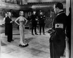 L’intrigue de To Be or Not to Be d’Ernst Lubitsch se déroule :