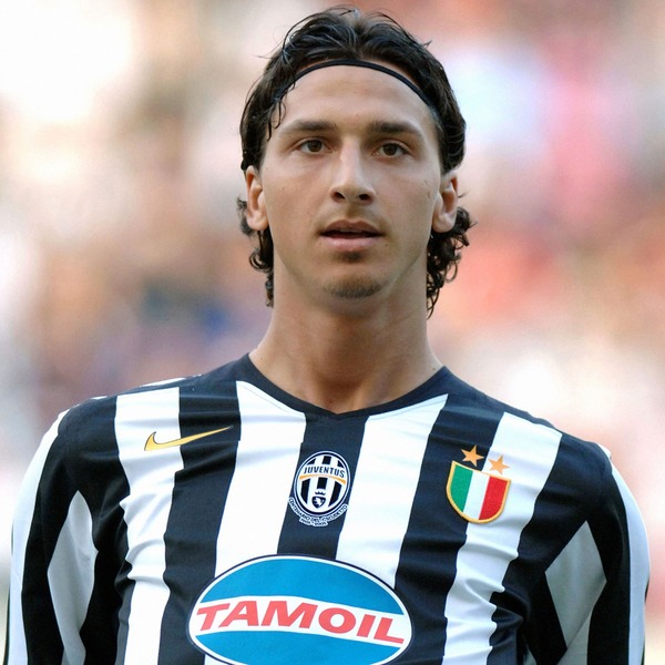 Il quitte la Juventus en 2006 pour rejoindre :