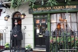 À quelle adresse vivait le célèbre détective anglais, Sherlock Holmes ?