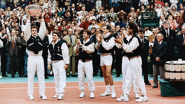 Lequel ne faisait pas partie de l'équipe de France de Tennis qui a remporté la Coupe Davis en 1991 ?