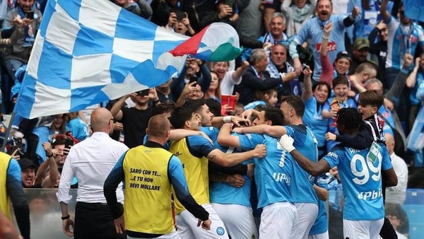 Le 4 mai 2023 en faisant match nul, sur la pelouse de quelle équipe le SSC Napoli est-il sacré Champion d'Italie ?