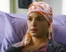 Dans la saison 5, quel le nom de la maladie d'Izzie Stevens ?