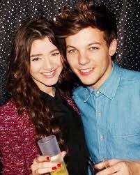 Qui est cette fille avec Louis ?