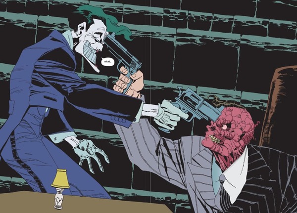 Le personnage de Double-Face a été crée avant celui du Joker.