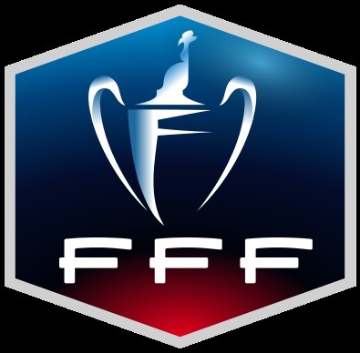 Quel club remportait sa première Coupe de France de football en 1982 ?