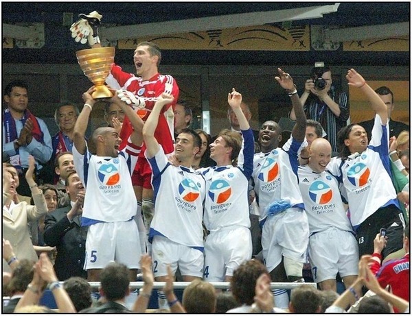 En 2005, les strasbourgeois remportent la Coupe pour la seconde fois. Qui était l'adversaire du soir ?