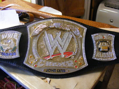 Quel est ce titre que John Cena a perdu lors de Wrestlemania 27 ?