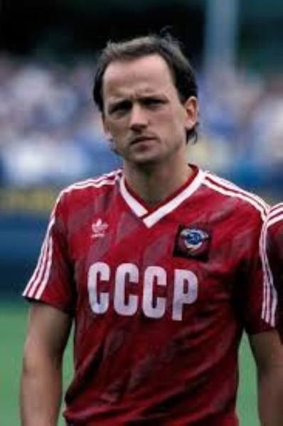 Qui est ce Russe auteur de 4 buts lors de ce tournoi ?