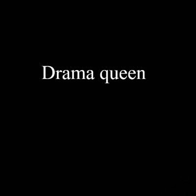 Qui chante "Drama queen" ?