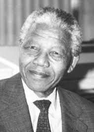 Combien de temps Nelson Mandela a-t-il passé en prison pour s'être opposé au régime de l'apartheid en Afrique du Sud ?