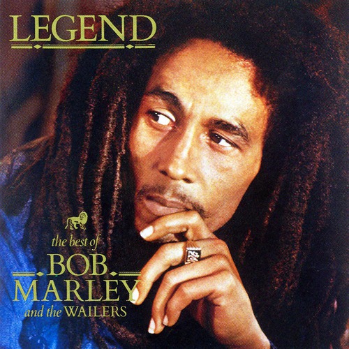 D'où provient la fameuse chevalière en or de Marley que l'on voit notamment sur l'album The Legend ?