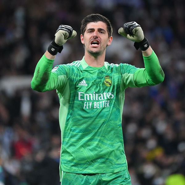 Dans quel club, le belge Thibault Courtois a-t-il débuté sa carrière pro ?