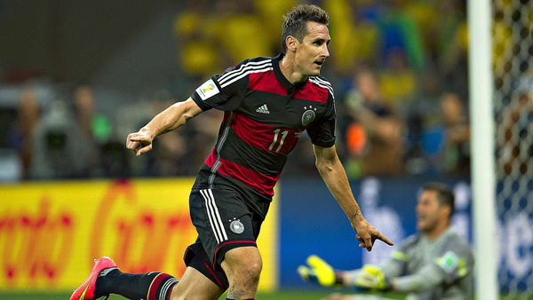 C'est Miroslav Klose qui est à ce jour le meilleur buteur de la Mannschaft.