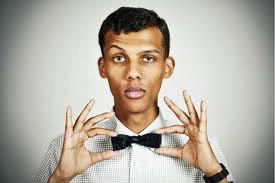 Qui chante: "Papaoutai" ?
