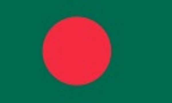 Bordé par l'Inde et la Birmanie, ce pays a pour capitale _____