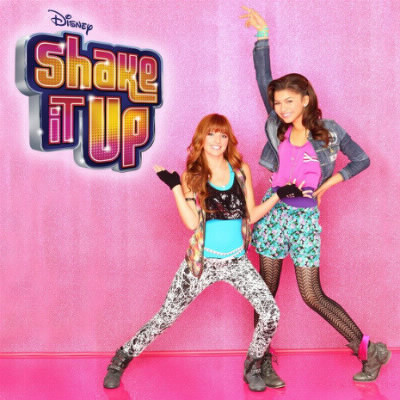 Dans l'émission "Shake It Up", quel est le nom des deux héroïnes ?