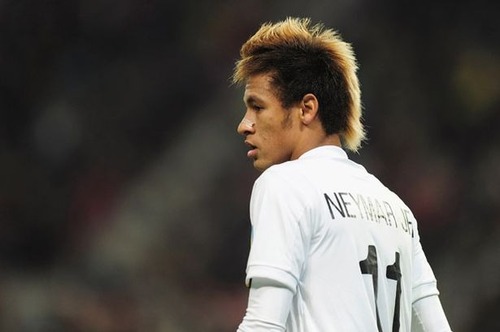 Avant d’intégrer le FC Barcelone, dans quelle équipe jouait Neymar ?