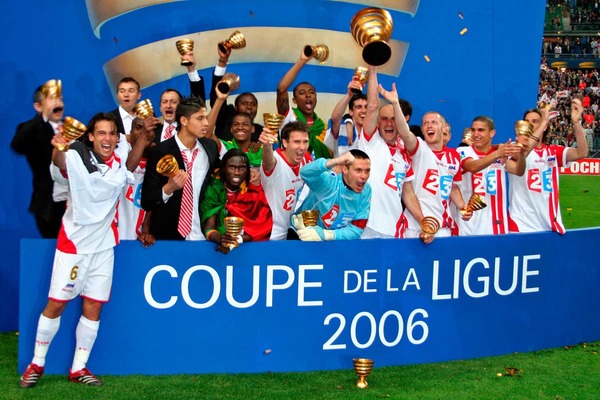 Qui les nancéiens battent-ils en finale de la Coupe de la Ligue 2006 ?