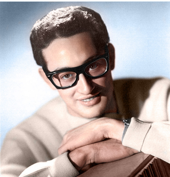 Avec qui Buddy Holly a-t-il perdu la vie dans un célèbre crash aérien en 1959 ?
