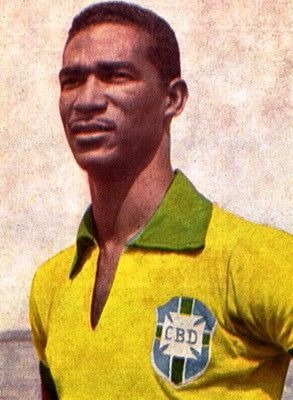 Qui était ce célèbre joueur brésilien ?