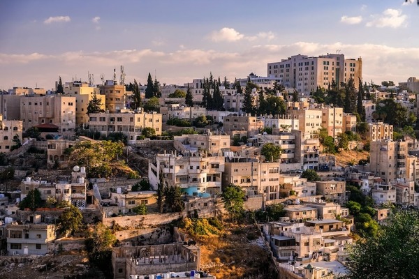 Quel pays a pour capitale Amman ?