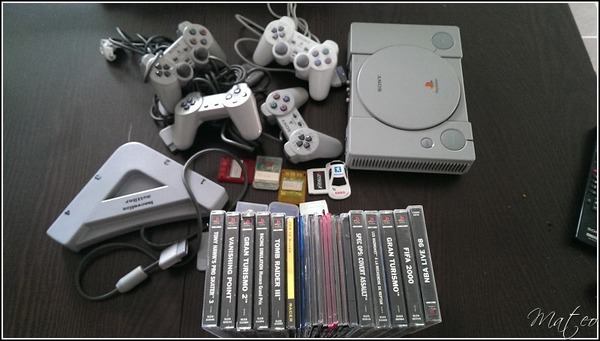 Elle sort le 3 décembre au Japon et est un énorme succès. Quelle est cette console de jeux vidéo?