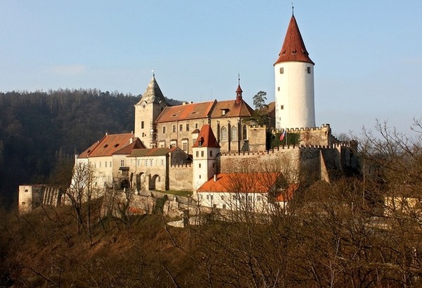 Jak se jmenuje vyobrazený český královský hrad?