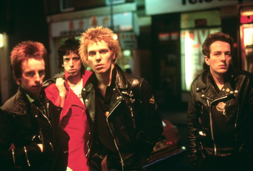 Lequel de ces groupes a été un des pionniers du punk ?