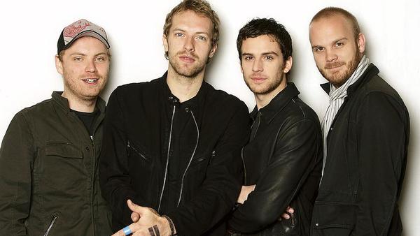 Dans quelle chanson de Coldplay peut-on voir des extraterrestres ?